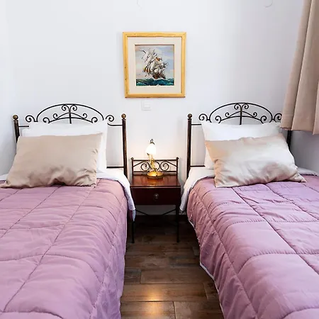 Vassilia On The Serifos Guest house