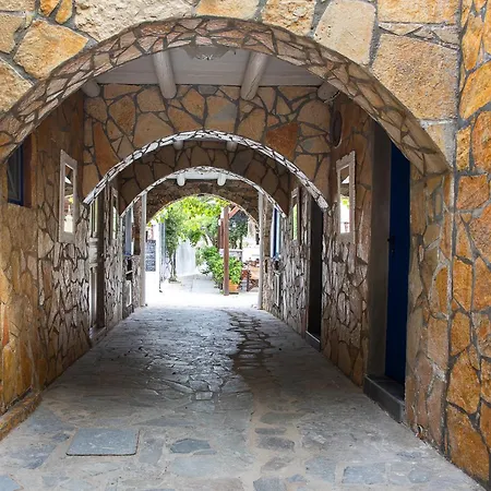 Vassilia On The Serifos Guest house