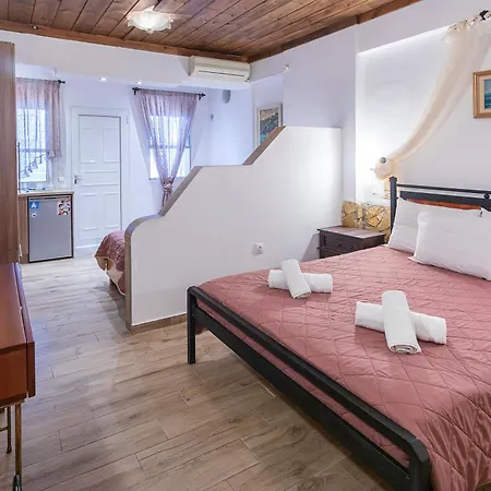 Vassilia On The Serifos Guest house Livadakia