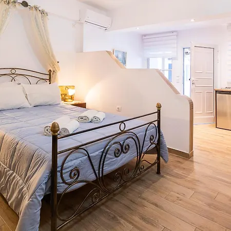 Vassilia On The Serifos 3*