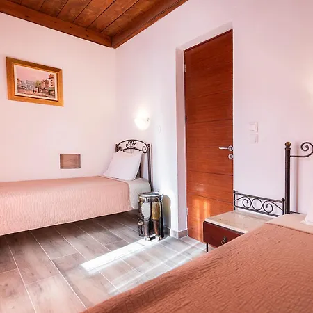 Vassilia On The Serifos Guest house Livadakia