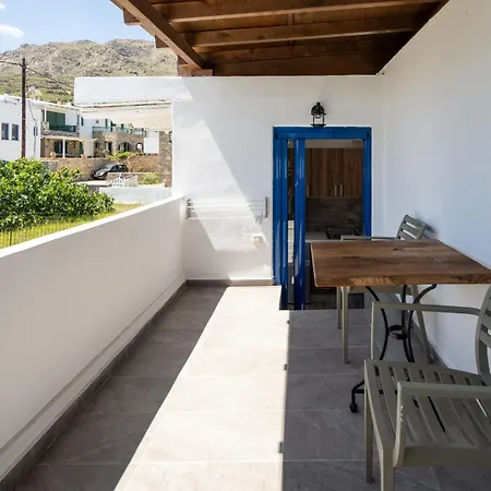 Guest house Vassilia On The Serifos Livadakia
