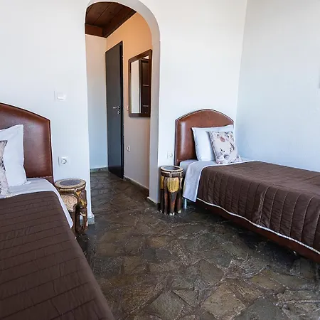 Vassilia On The Serifos Guest house