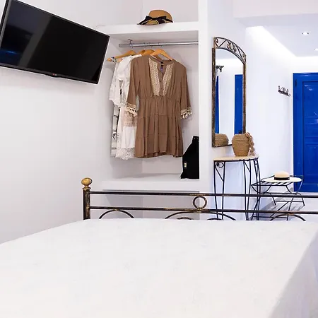 Vassilia On The Serifos Guest house 4*