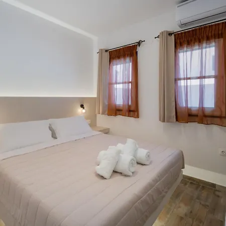 Vassilia On The Serifos Guest house 3*