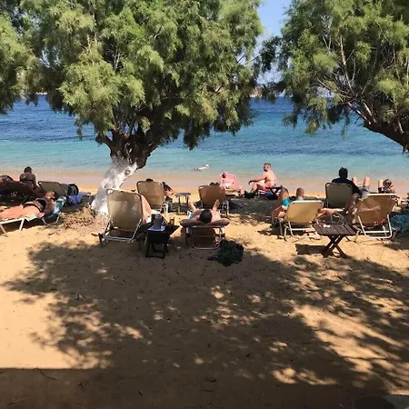 Πανσιόν Vassilia On The Serifos